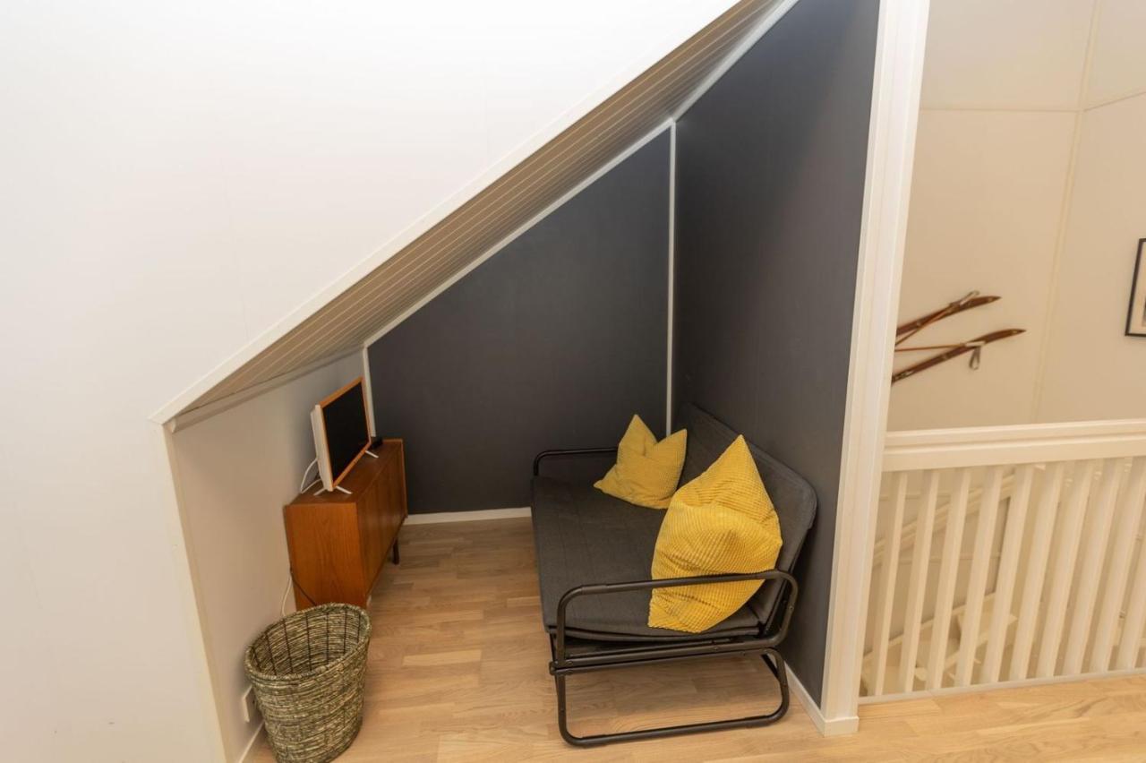 Four Bedroom Holiday Cottage In Sirdal Tjorhom エクステリア 写真